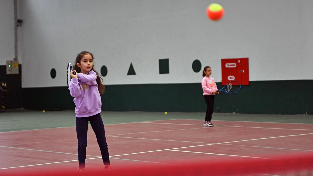 çocuklar tenis turnuvası4-OMR_6996