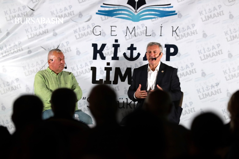 Kitap Limanı’nda Mavi Vatan, Demokrasi Ve Basın Konuşuldu Bursabasin Bursahaberleri Gemlik (4)