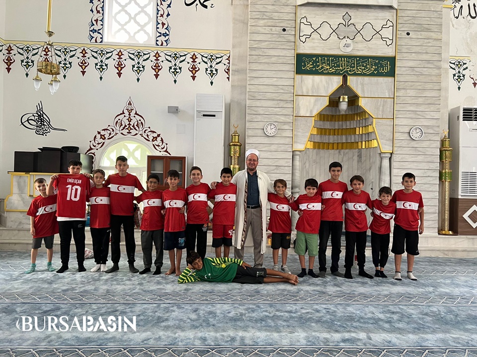 Samanlı Merkez Cami Imam Hatibi Hasan Kılıç Bursabasin (1)