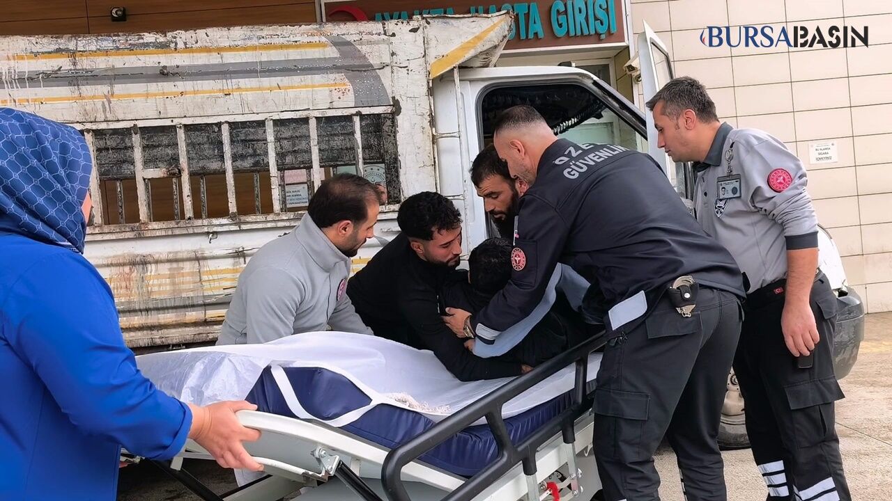İnegöl’de kamyonetten düşen genç yaralandı