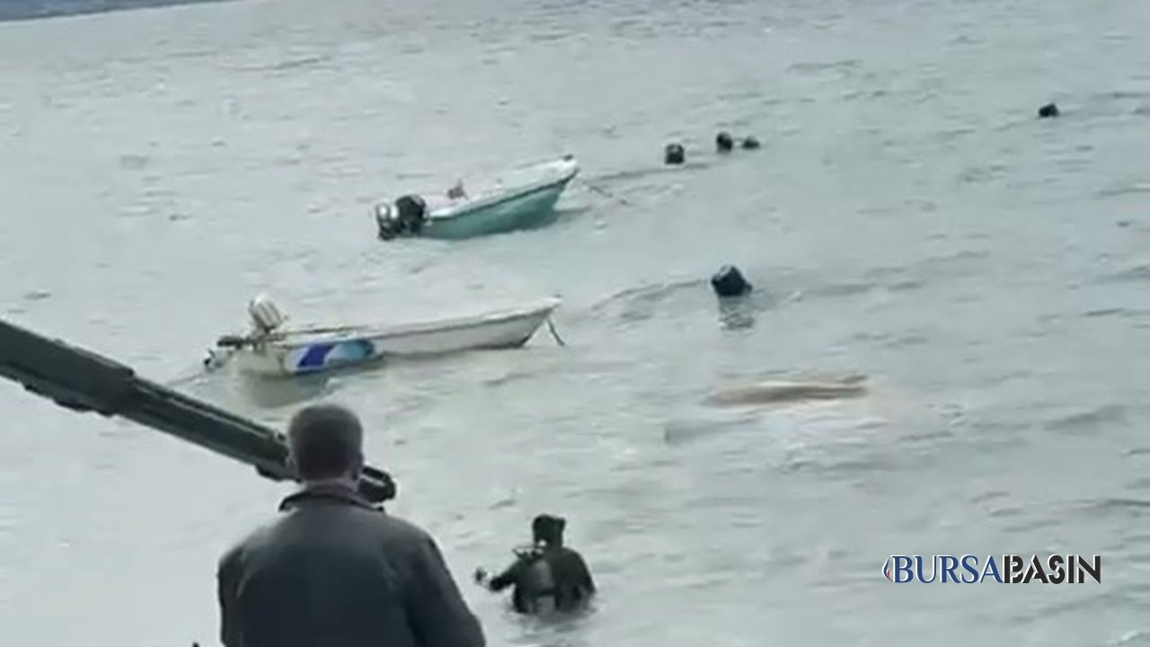 Gemlik ve Kumla’da Batan Tekneler Vinçle Çıkarılıyor