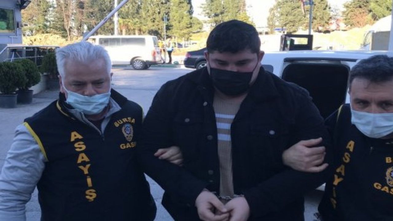 Osmangazi'de Kuyumcuda Silahlı Soygun Yapan İki Kişi Gözaltına Alındı!