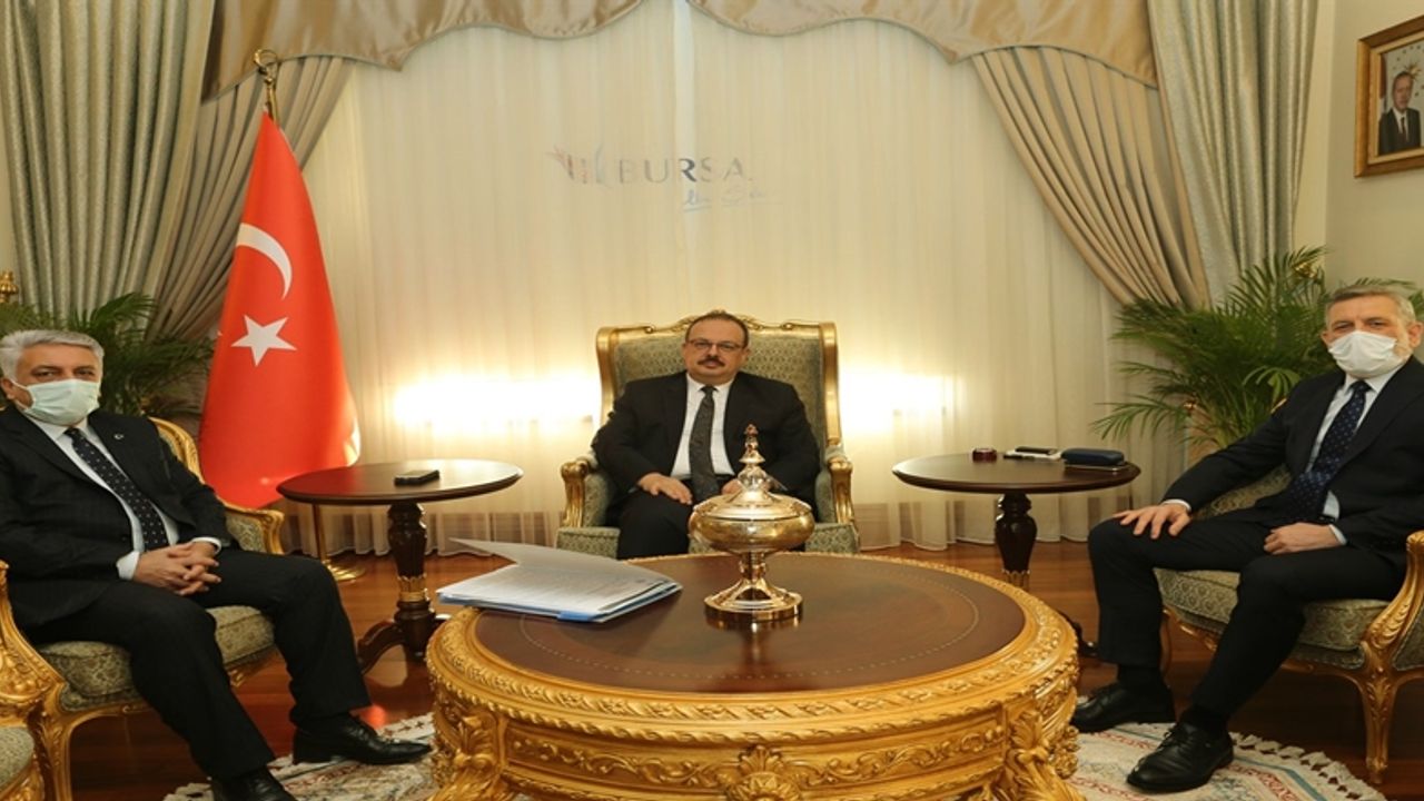 Bursa Valisi Yakup Canbolat, BTSO Başkanı Burkay ile Toplantı Gerçekleştirdi