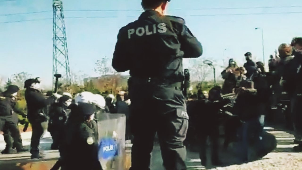 Bursa'da, Boğaziçi Üniversitesindeki Olaylar Bahanesiyle İzinsiz Gösteride Gözaltına Alınan 17 Kişi Serbest Bırakıldı