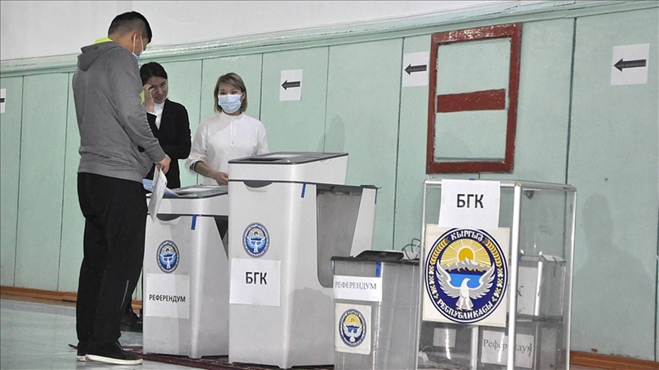 Kırgızistan'da 28 Kasım Pazar günü seçim yapılacak