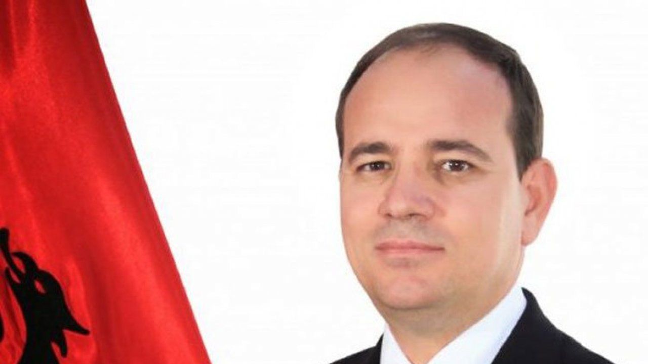 Arnavutluk'un 6'ncı Cumhurbaşkanı vefat etti