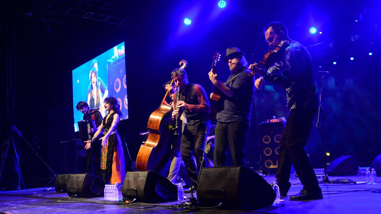 Bursa Festivali'nde Barcelona Gipsy Balkan Orkestrası