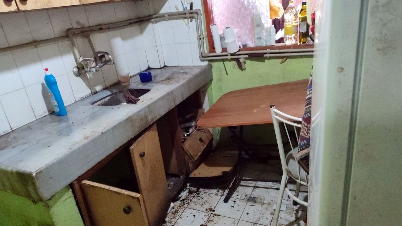 Osmangazi Belediyesi Rahatsızlık Veren Evi Temziledi