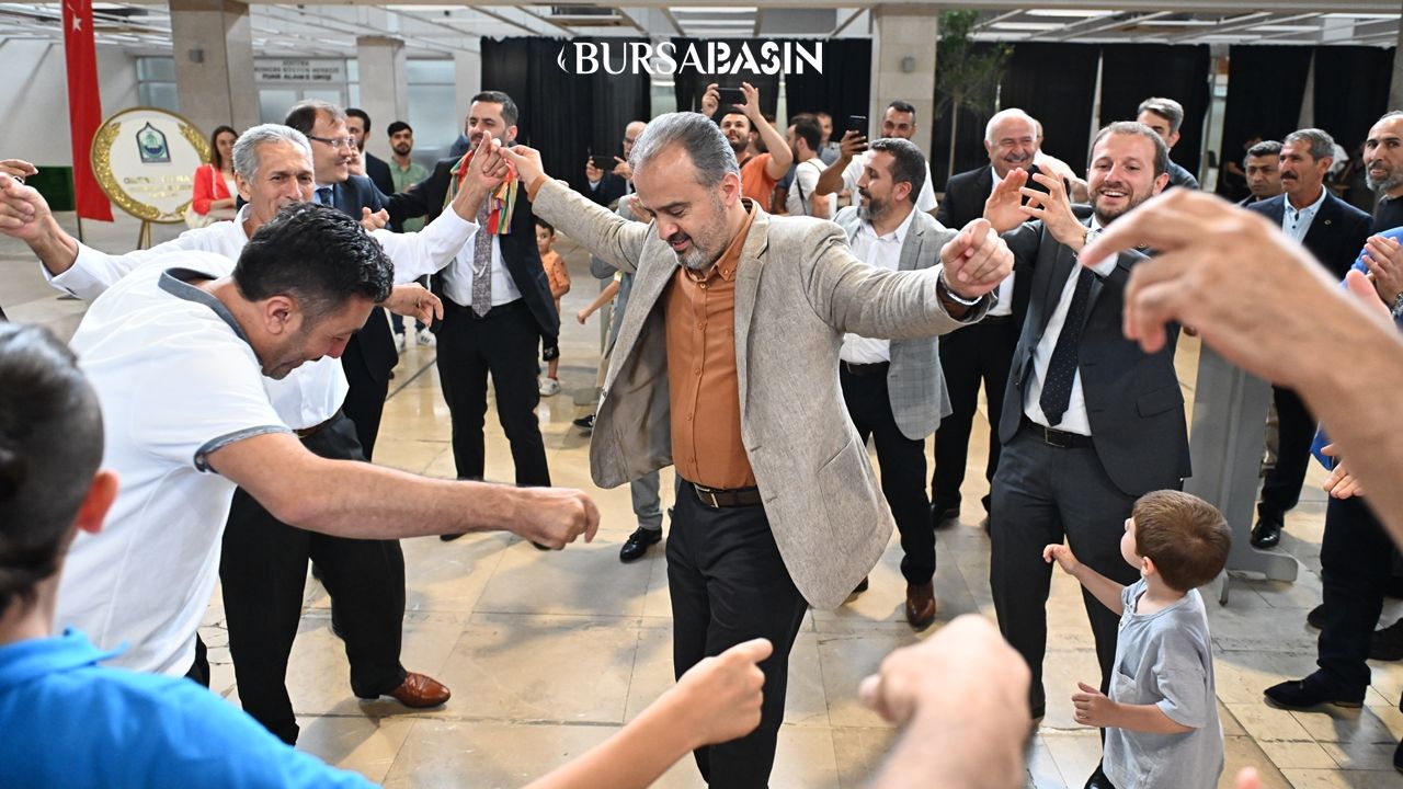 Bursa’da coşkulu ‘Türkiye bayramlaşması’