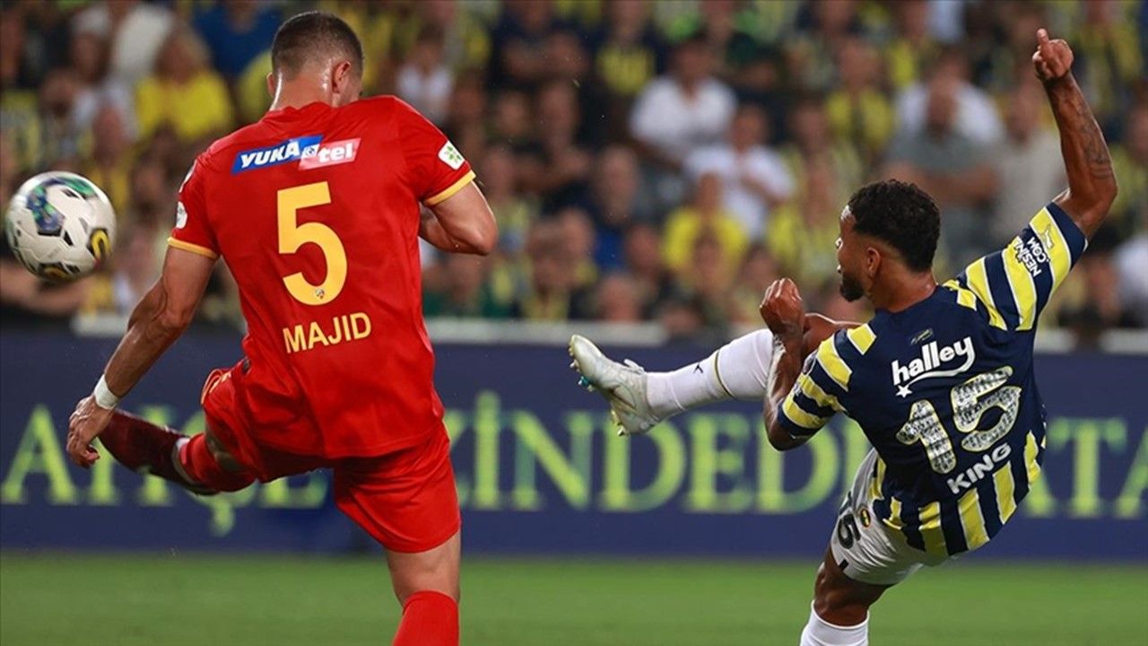 Fenerbahçe evinde hata yapmadı 3 puanı kaptı