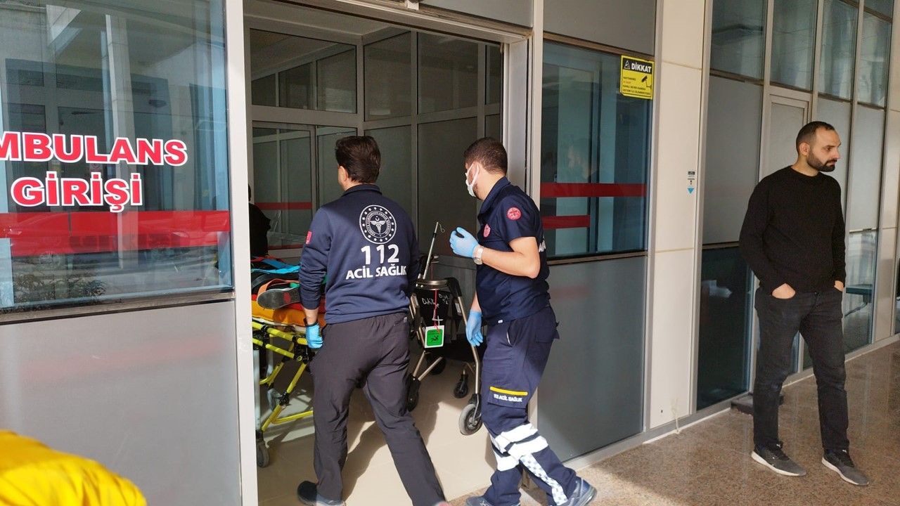 Bursa'da okulun penceresinden düşen öğrenci yaralandı