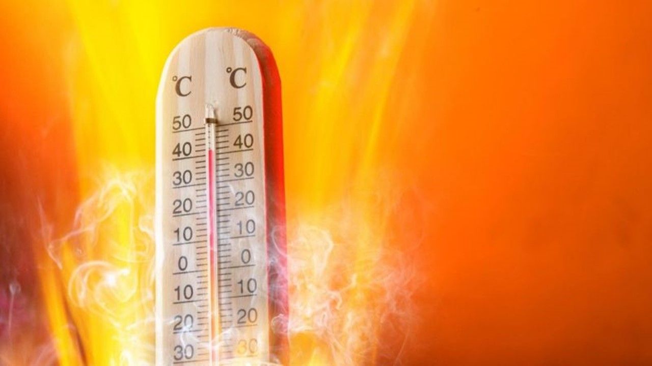 Antalya'da sıcaklık rekoru kırıldı