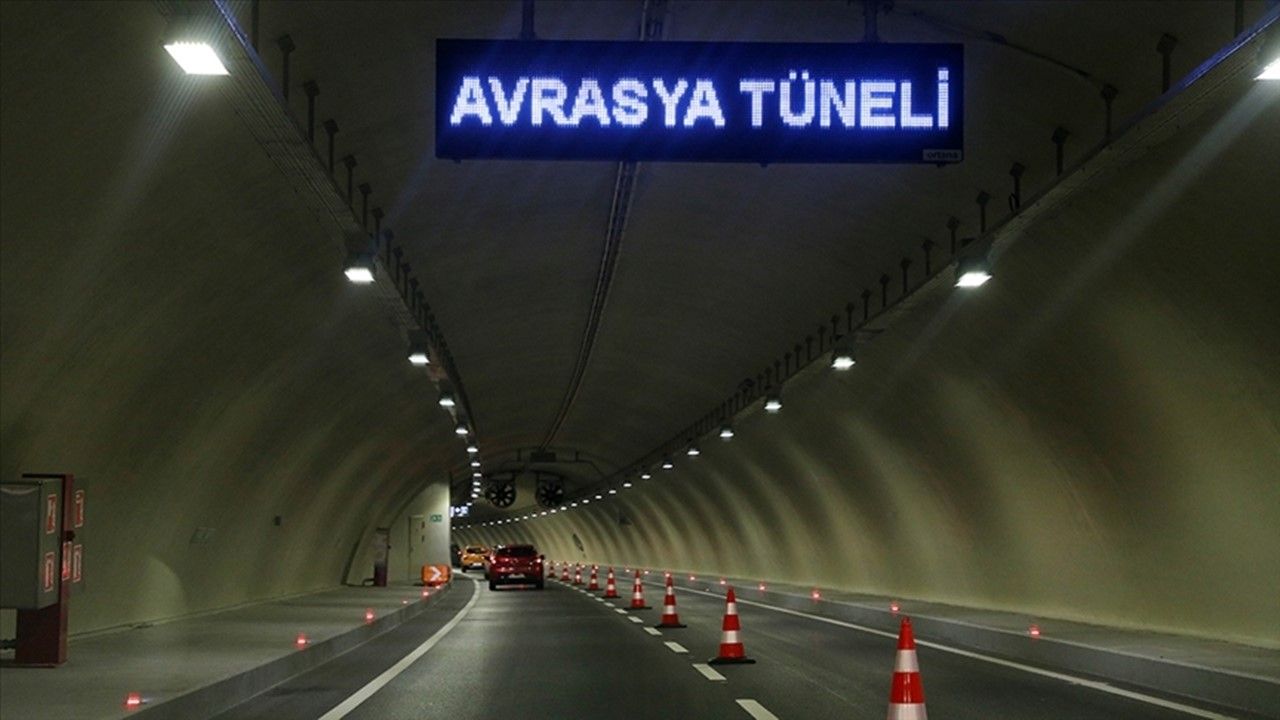 Avrasya Tüneli, bakım çalışması nedeniyle trafiğe kapatıldı
