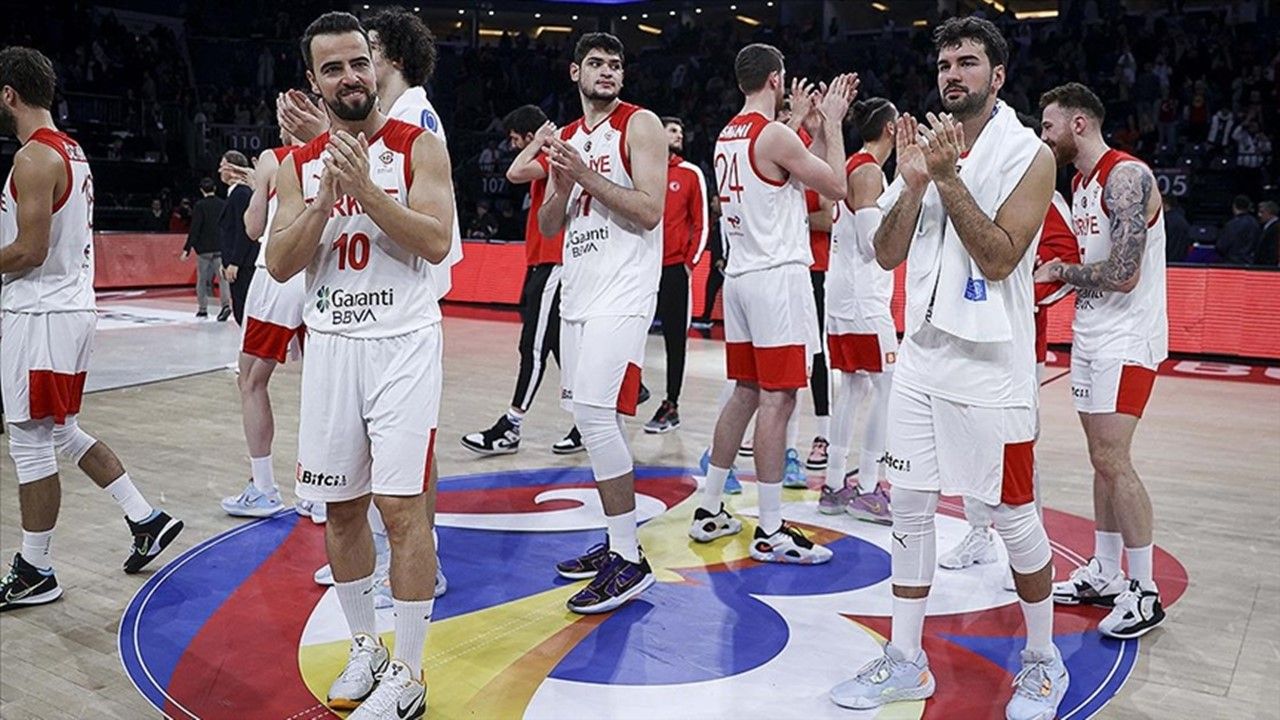 A Milli Erkek Basketbol Takımı, Sırbistan'a konuk oluyor