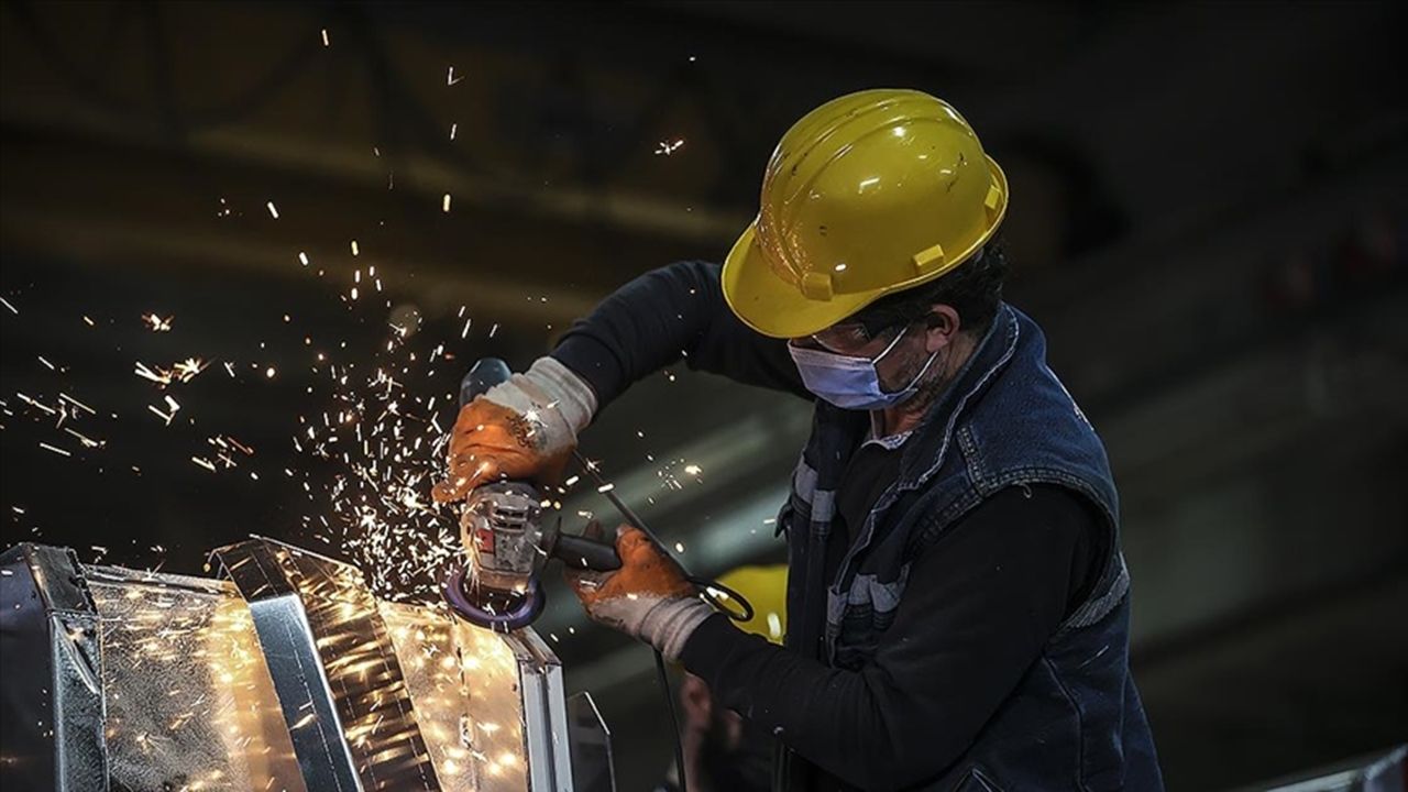 Türkiye ekonomisi üçüncü çeyrekte yüzde 3,9 büyüdü