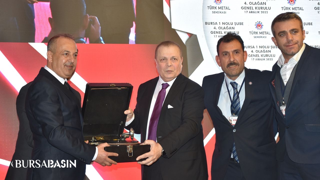 TÜRK-İŞ Genel Sekreteri Pevrul Kavlak Bursa'da