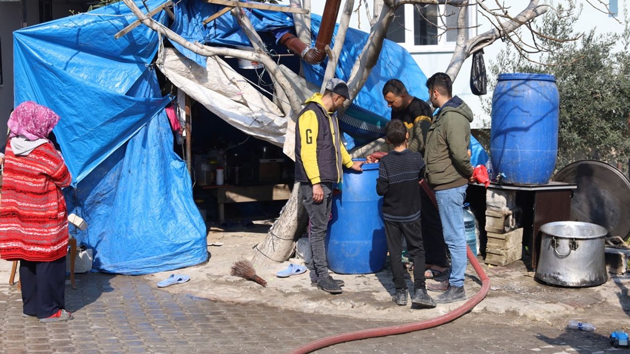 Bursa'dan Su tankerleri deprem bölgelerinde