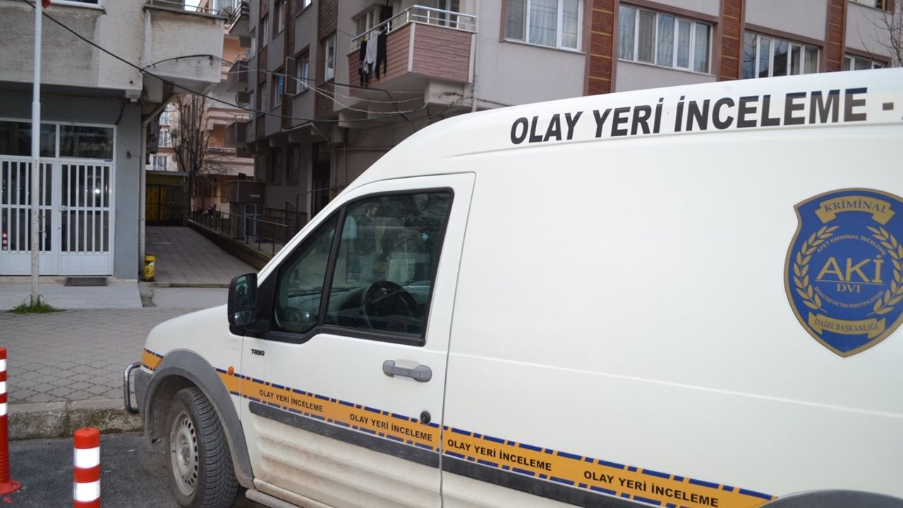 Bursa'da 35 yaşındaki kişi evde ölü bulundu