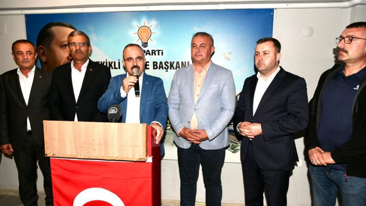 AK Parti Grup Başkanvekili Turan, Çanakkale'de sandık başkanları toplantısında konuştu