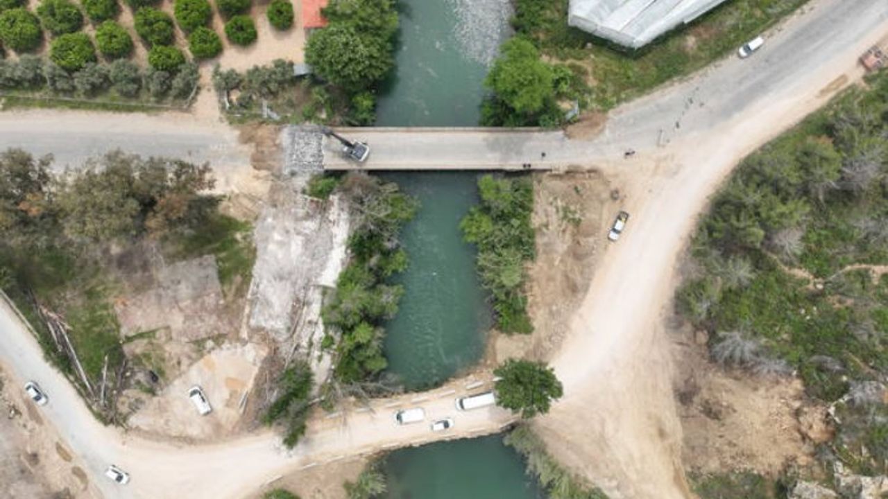Büyükşehir Belediyesi Naras Köprüsü’nü yeniliyor