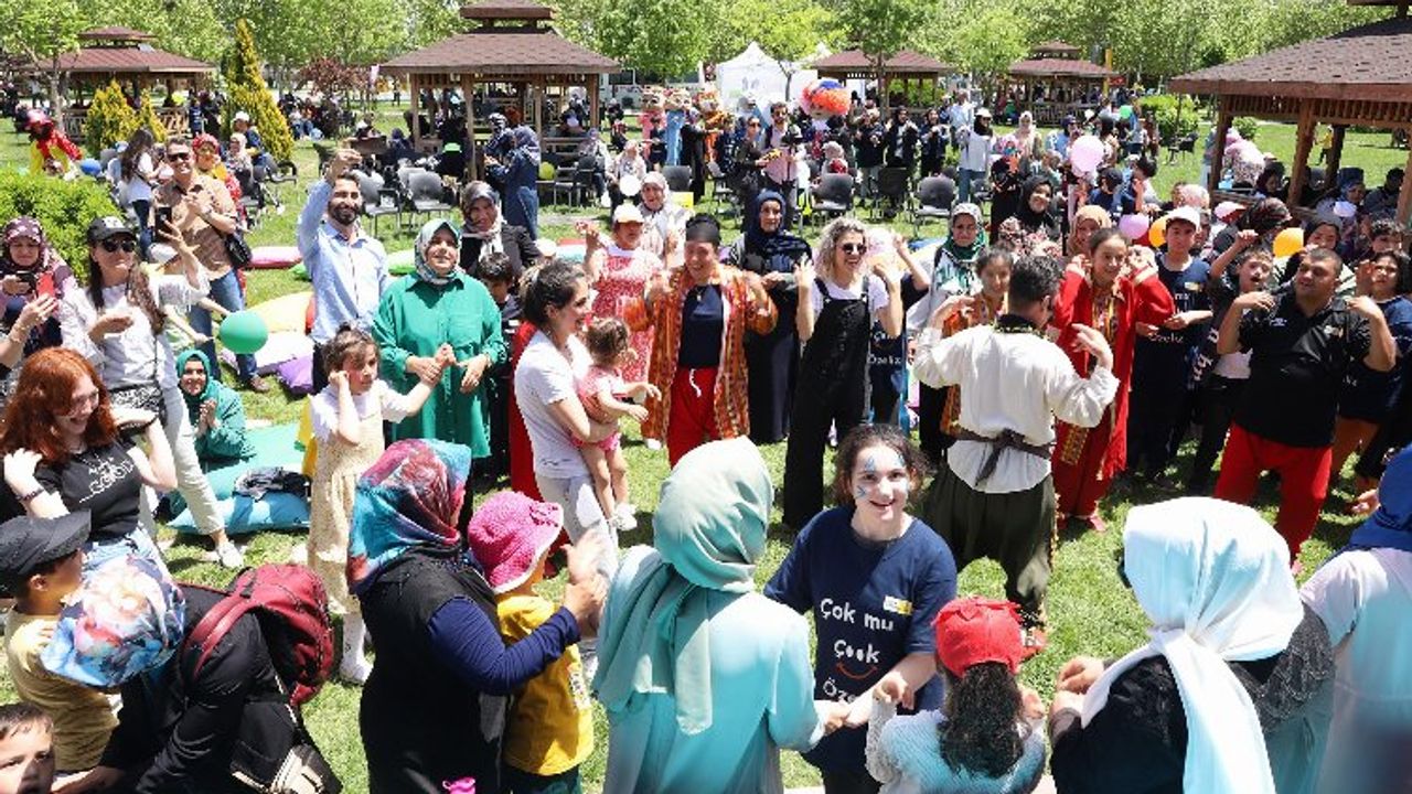 Konya'da özel öğrenciler gönüllerince eğlendi
