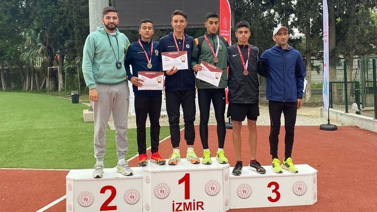 Nevşehir Belediyesi sporcuları İzmir'den madalyalarla döndü