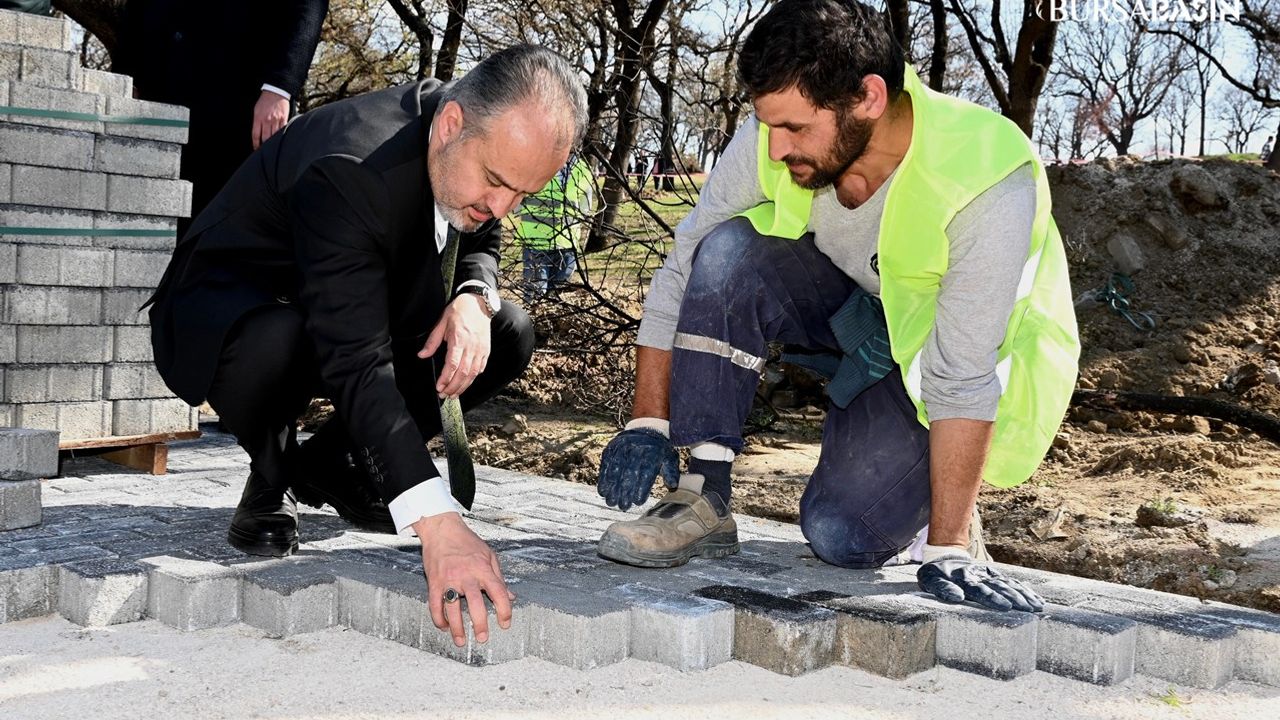 Bursa Teoman Özalp Parkı yenileniyor