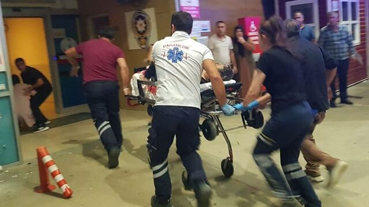 Bursa'da çıkan silahlı kavgada 3 kişi yaralandı