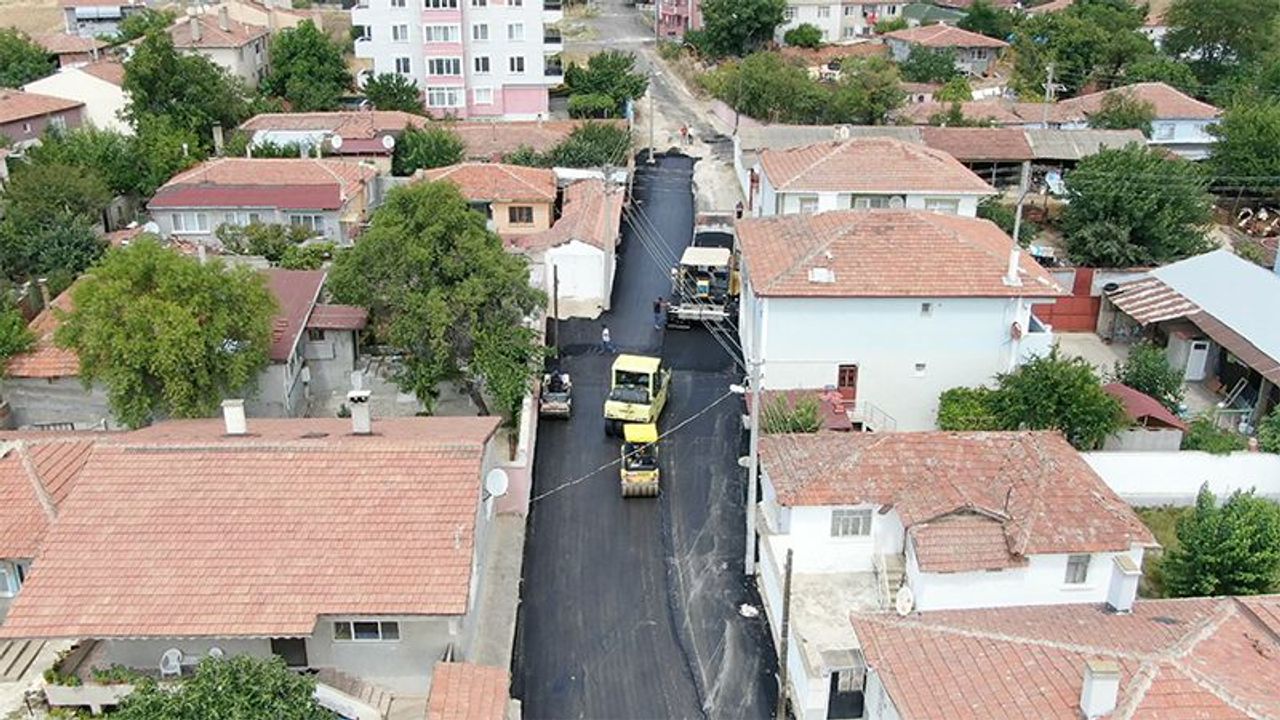Edirne'de altyapı çalışması tamamlanan yollar asfaltlanıyor