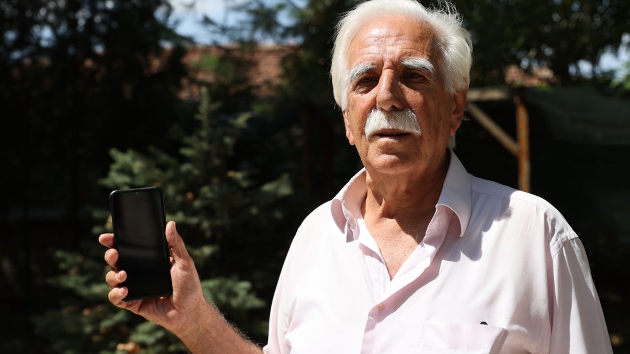 Edirne'de "hırsız" camide çaldığı cep telefonunu geri getirdi