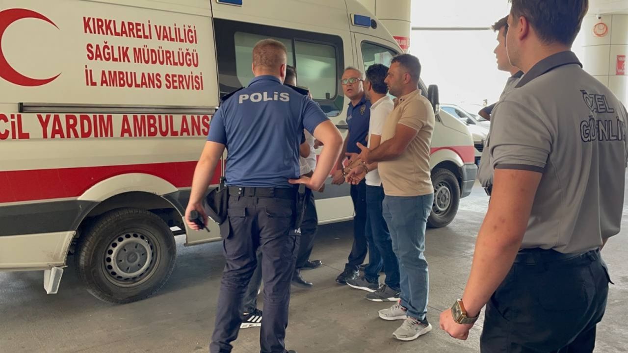 Kırklareli'nde hastanede çıkan kavgada biri polis iki kişi yaralandı