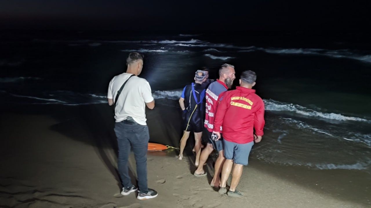 Sakarya'da denizde kaybolan kişi için arama kurtarma çalışması başlatıldı