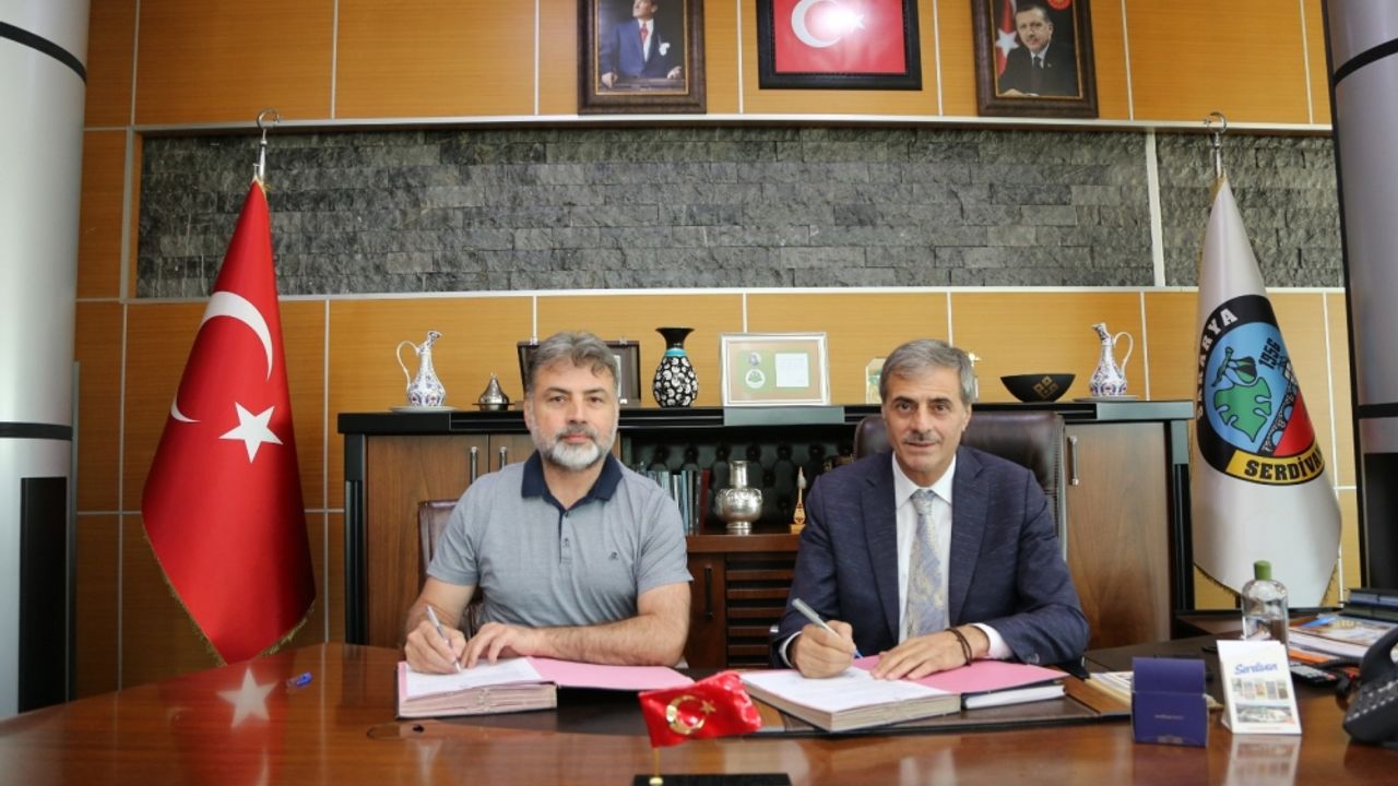 Serdivan Belediyesinde toplu iş sözleşmesi imzalandı