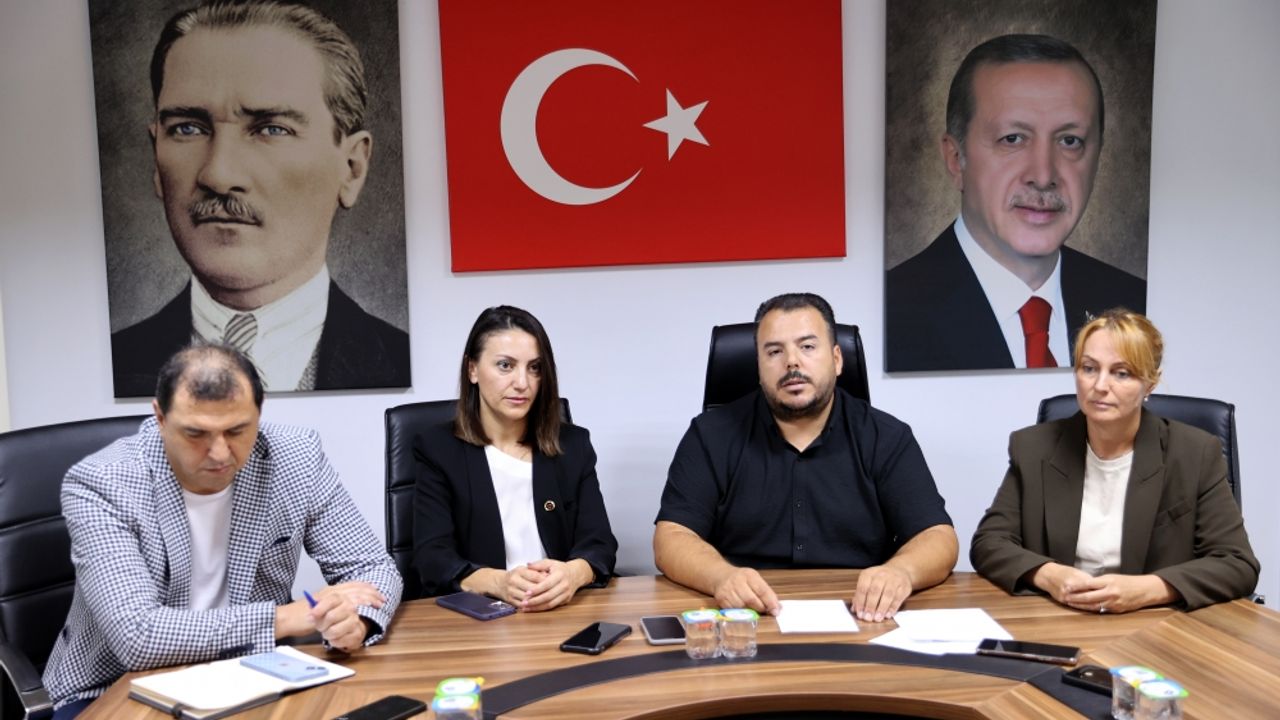 AK Partili belediye meclis üyeleri ETUS'u eleştirdi