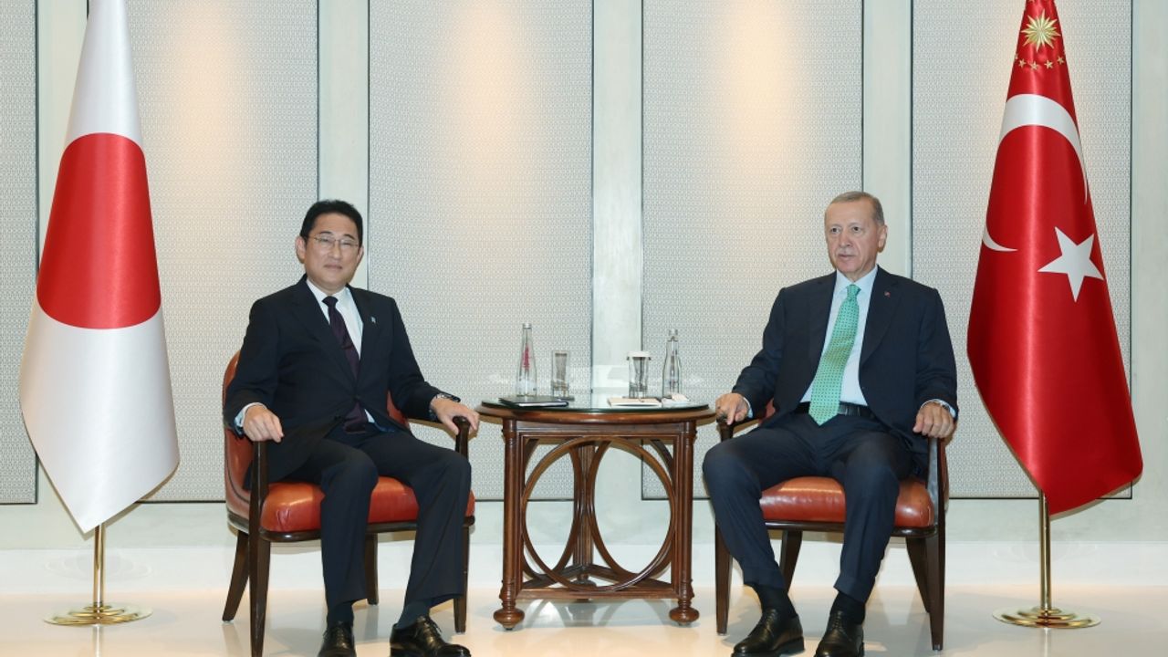 Cumhurbaşkanı Erdoğan, Japonya Başbakanı Kişida Fumio'yu kabul etti