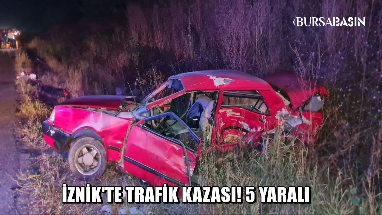 Bursa'da iki otomobil çarpıştı 5 Yaralı