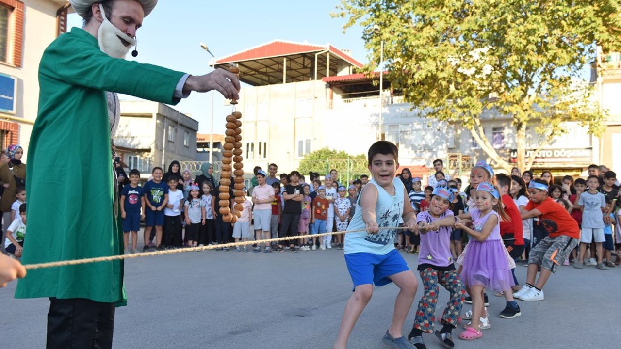 Yıldırım'da 20 bin çocuk sokak oyunları ile tanıştı