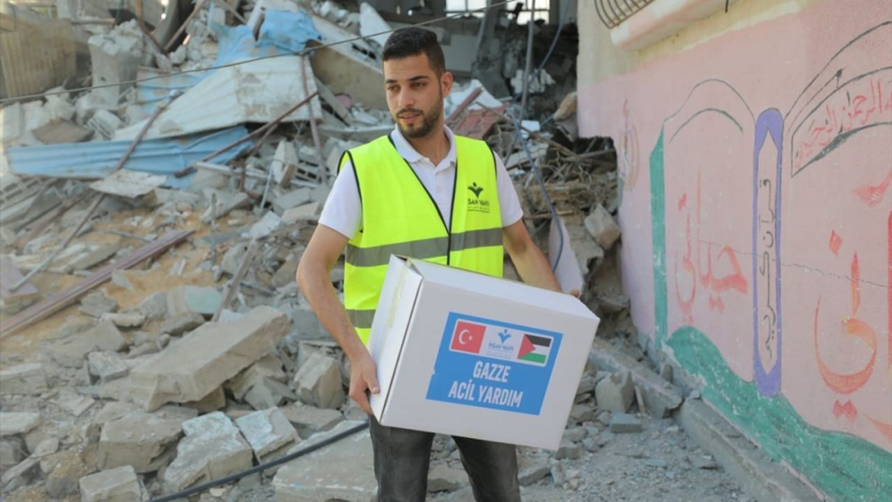 İnsan Vakfı Gazze'de yardım çalışması yapıyor