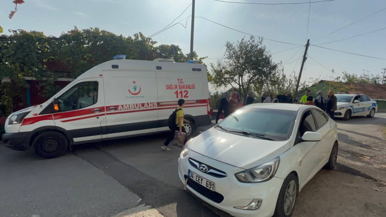 Kocaeli'de otomobilin çarptığı 8 yaşındaki çocuk yaralandı