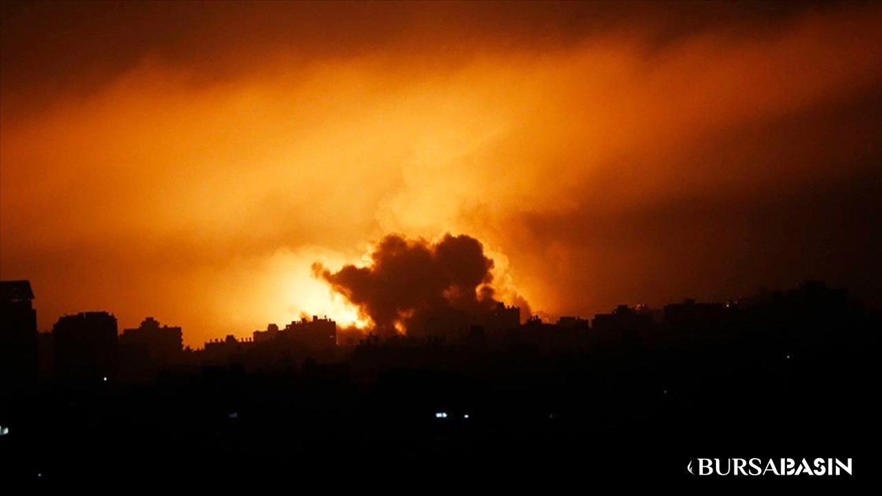 Gazze'ye Gece Boyunca İsrail'den 100 Hedefe Saldırı