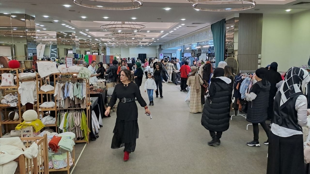 Sakarya'da girişimci kadınların el emeği ürünleri festivalde görücüye çıktı