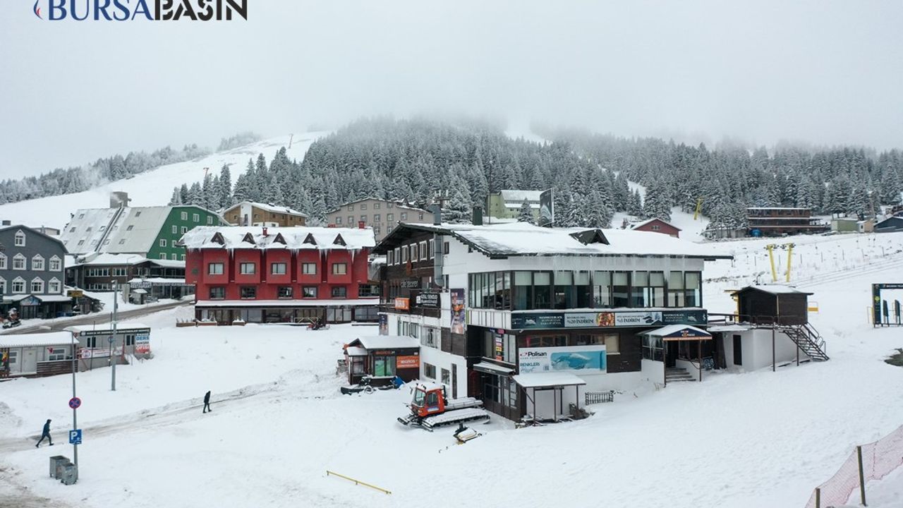 Erken Kar Yağışıyla Uludağ'da Kış Turizmi Sezonu Açıldı