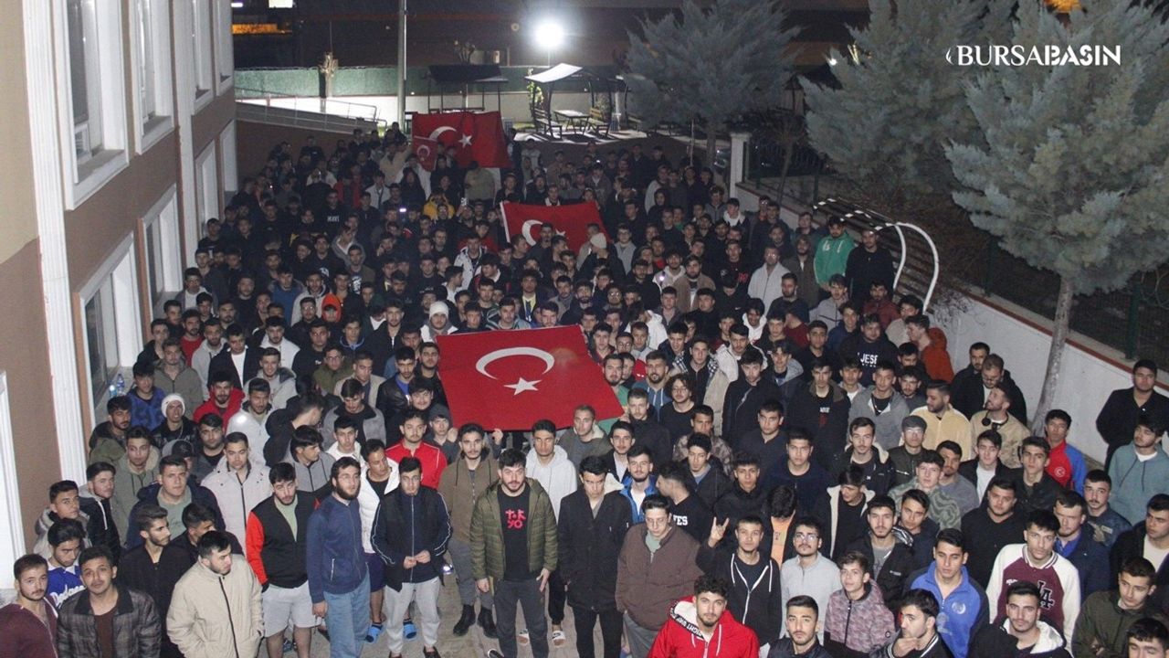 Beyşehir Üniversiteli Gençlerden Net Mesaj: Terörü Lanetliyoruz