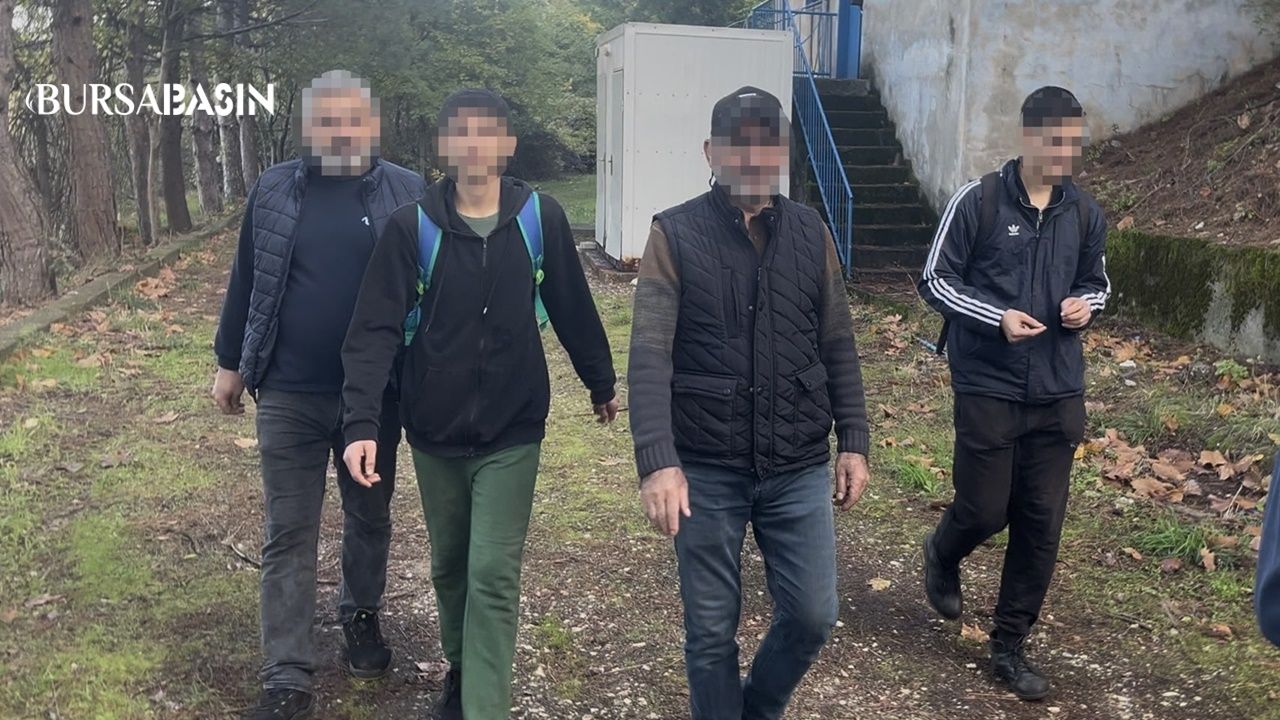 Uludağ Eteklerinde Mahsur Kalan 4 Kişi Kurtarıldı