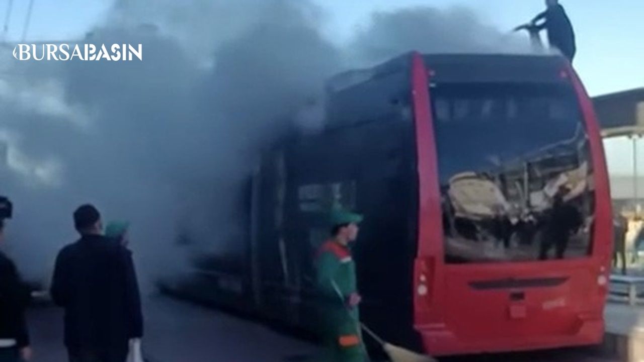 Bursa'da İpek Böceği Tramvayında Korkutan Yangın