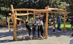 Bursa'da Hayvanat Bahçesinde Yapılan Parkur Çocukların Eğlence Durağı Oldu