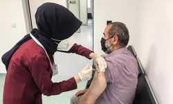 Kovid-19 aşısı olanların oranı yüzde 80'i geçti