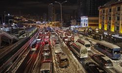 İstanbul'da özel araçlar 13.00'e kadar trafiğe çıkamayacak