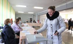Belarus'ta halk anayasa değişikliğine destek verdi