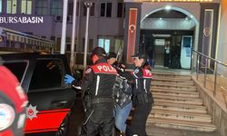 Bursa'da aracında silah ve uyuşturucu bulunan şahıs yakalandı